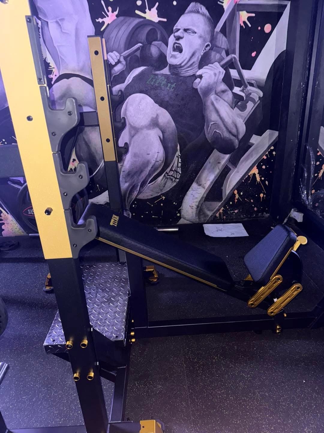 Titan incline bench & rack at GYM 25